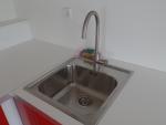 RVS spoelbak en eenhandle kraan